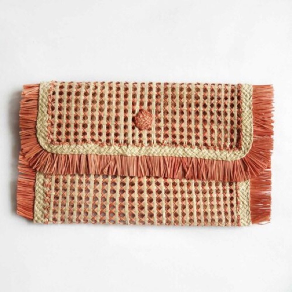 Wayuu Tribe Colombian Nana Palm Straw Clutch